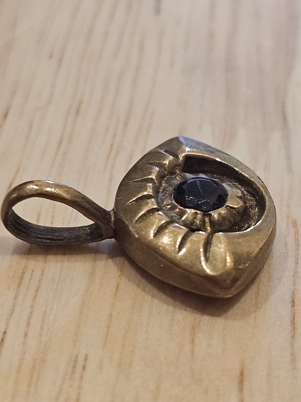 Gorgeous solid brass Third Eye / All-Seeing Eye protective talisman pendant - Picture 3 of 9